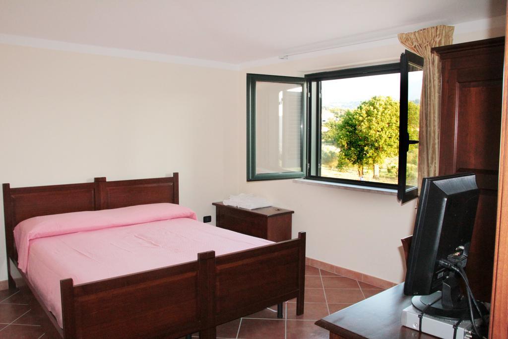 מלון Albanella San Nicola Il Sole חדר תמונה
